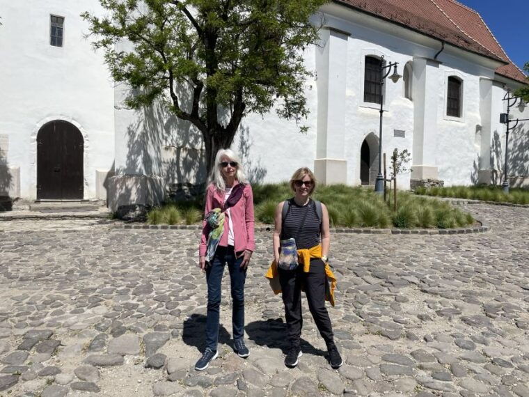 from-budapest-szentendre-day-trip-with-food-tastings