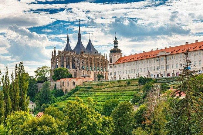 from-budapest-to-prague-private-transfer-with-a-2-hour-stop
