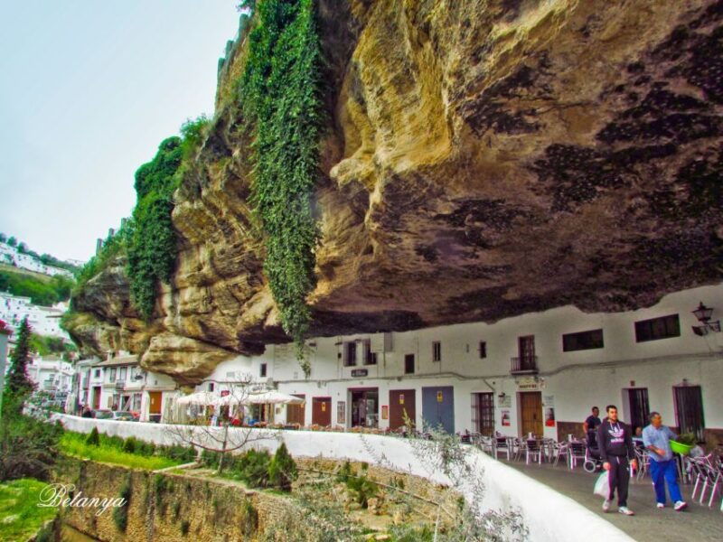 from-cadiz-day-trip-to-ronda-setenil-de-las-bodegas
