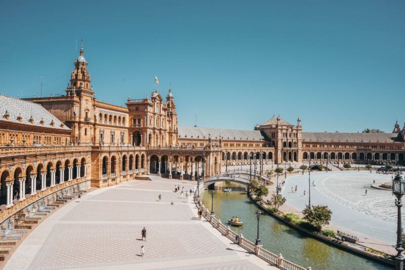 from-cadiz-private-day-tour-of-sevilles-famous-landmarks