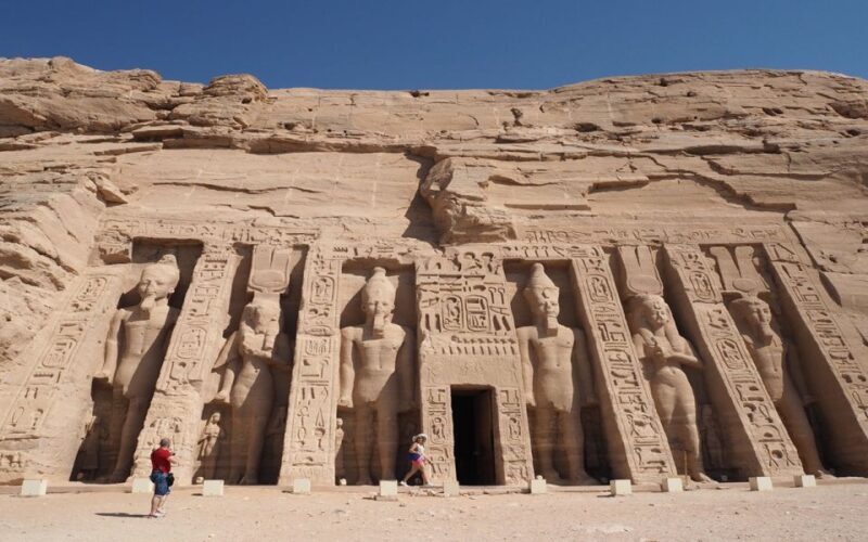From Cairo: Abu Simbel Day Tour with Flights & Private Guide - Transport and Comfort: What You Should Know
