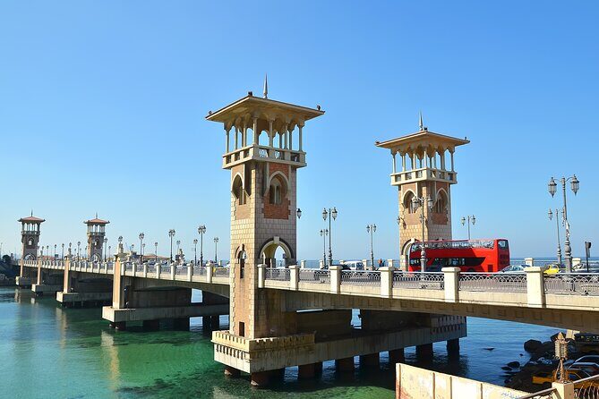 From Cairo: Alexandria Catacombs and Citadel Day Trip with Lunch - Exploring the Itinerary: A Closer Look at Each Stop