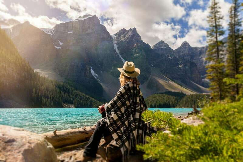 from-calgary-banff-moraine-lake-and-lake-louise-tour