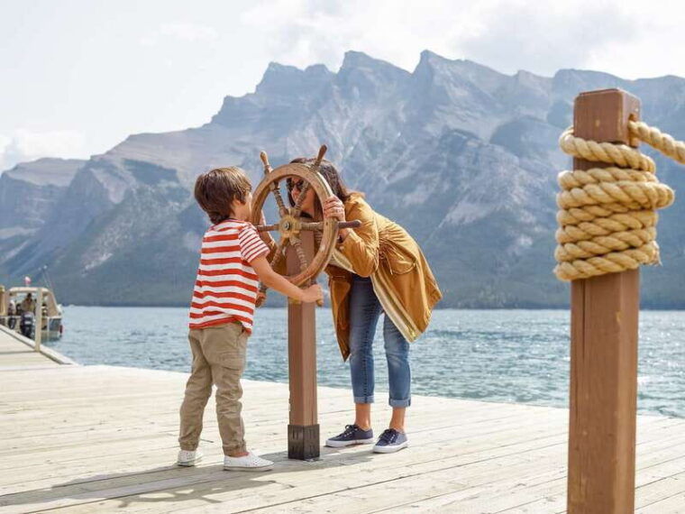 from-calgary-banff-tour-with-gondola-lake-cruise