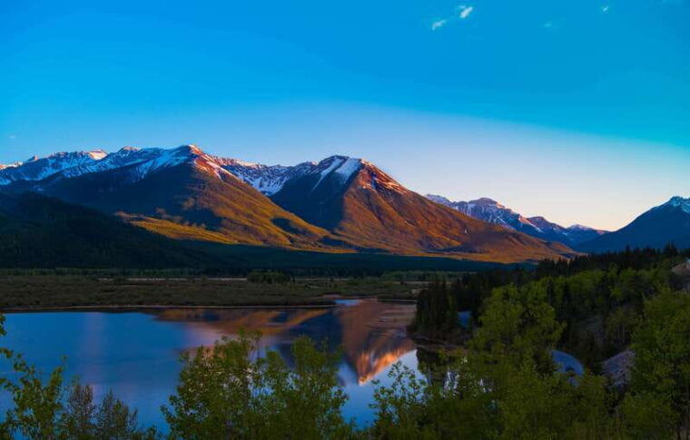 from-calgary-deep-1-day-tour-in-banff