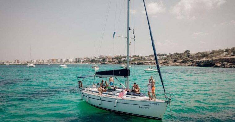 from-can-pastilla-sailing-boat-trip-with-food-drinks