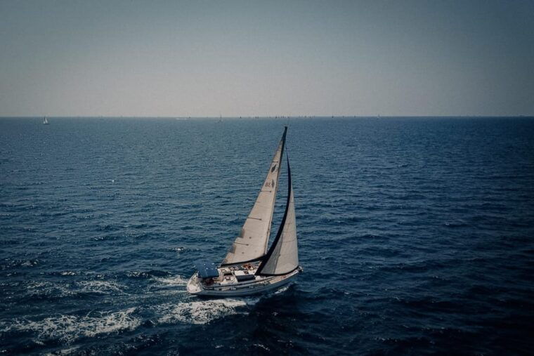 from-can-pastilla-sailing-boat-trip-with-food-drinks