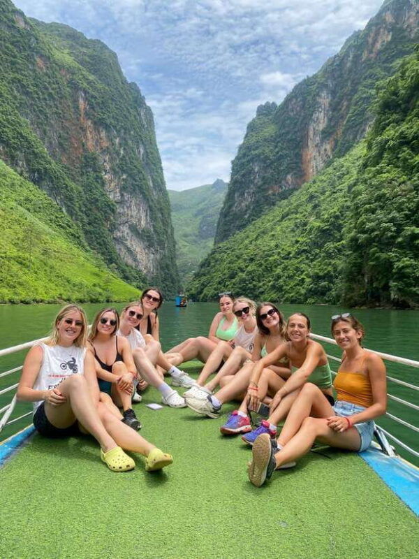 from-cao-bang-2-day-ha-giang-loop-motorbike-tour-with-rider