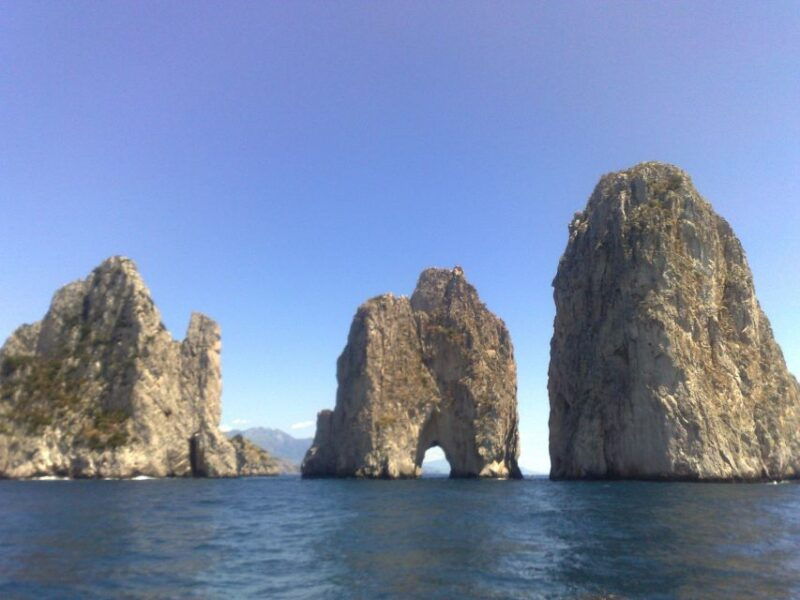 from-capri-half-day-private-boat-tour