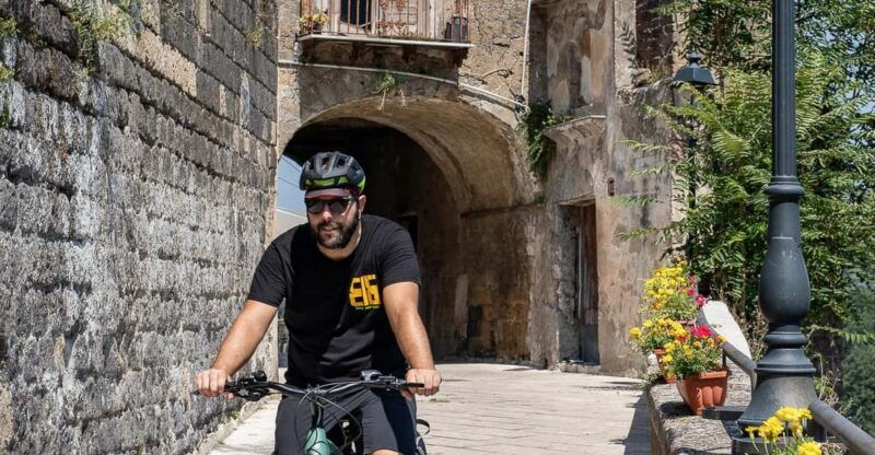 from-caserta-e-bike-tour-to-santagata-de-goti