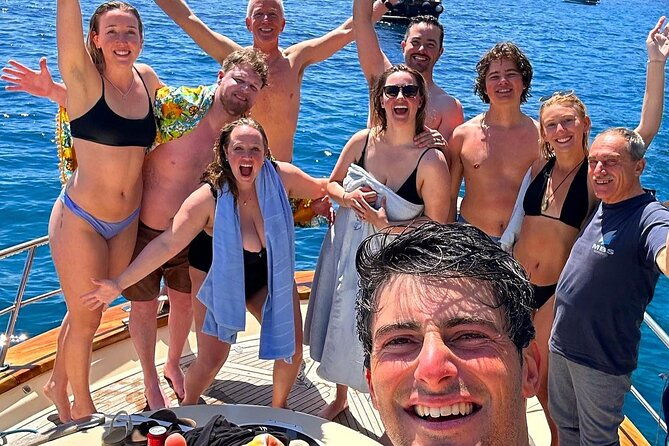 from-castellammare-di-stabia-capri-blue-grotto-boat-tour