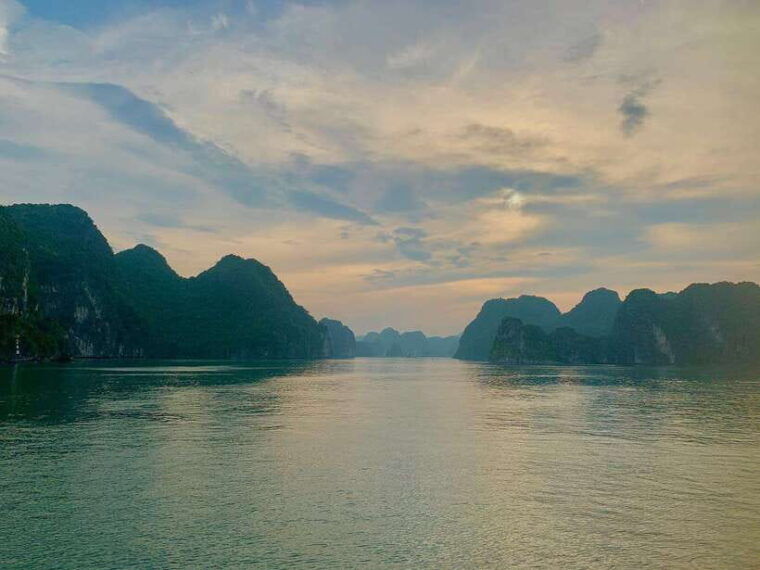 from-cat-ba-bioluminescent-plankton-kayak-tour-with-sunset