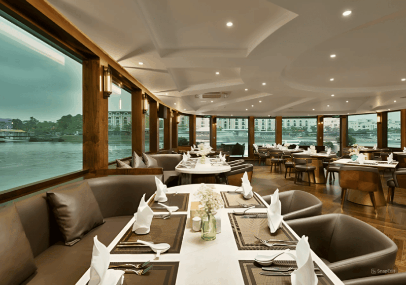 from-cat-ba-explore-cat-ba-floating-village-in-full-day