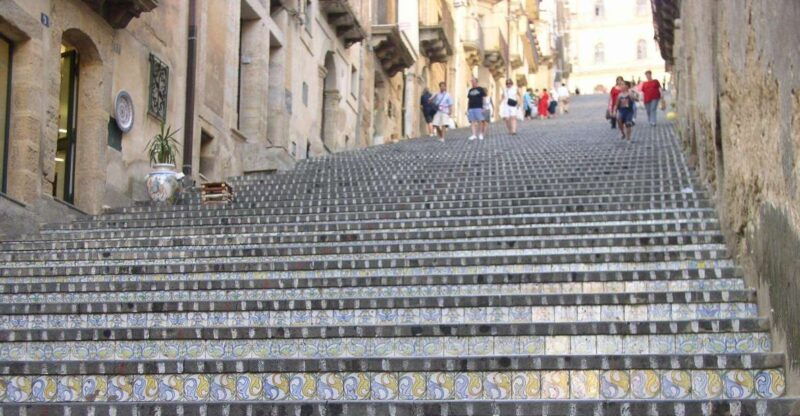 from-catania-caltagirone-piazza-armerina-tour-with-brunch