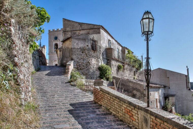 from-catania-guided-godfather-tour-with-taormina-visit