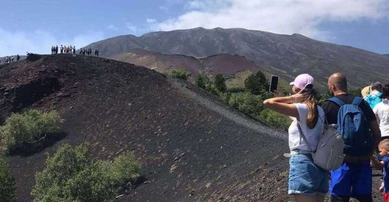 from-catania-guided-hike-on-etna-wines-and-nibbles