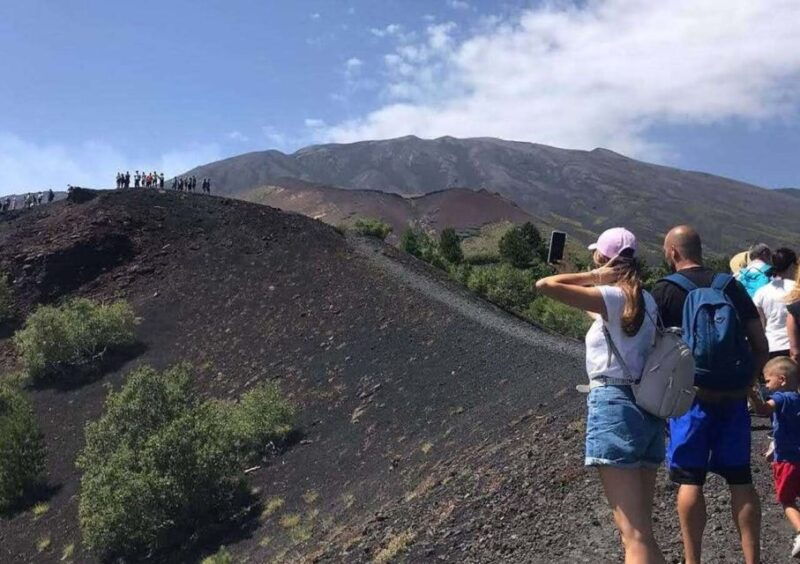 from-catania-guided-hike-on-etna-wines-and-nibbles