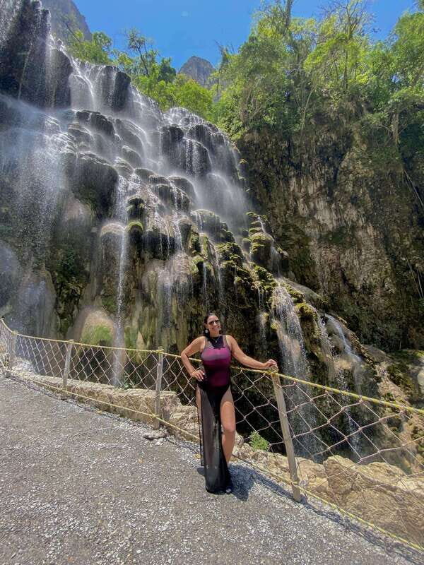 From CDMX: Exclusive getaway to the Tolantongo caves - Key Points