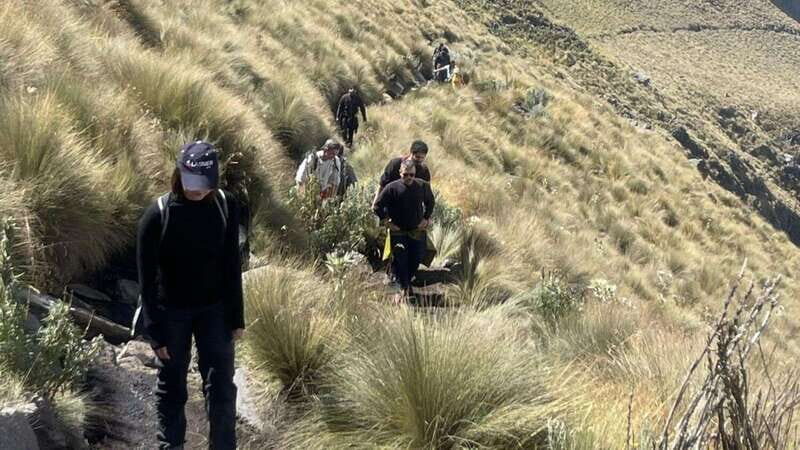 From CDMX: Trekking to Iztaccihuatl Volcano accompanied by a mountaineer - Transport, Guides, and Cost