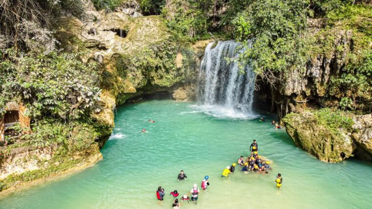 from-cebu-whale-shark-snorkeling-kawasan-canyoning-tour