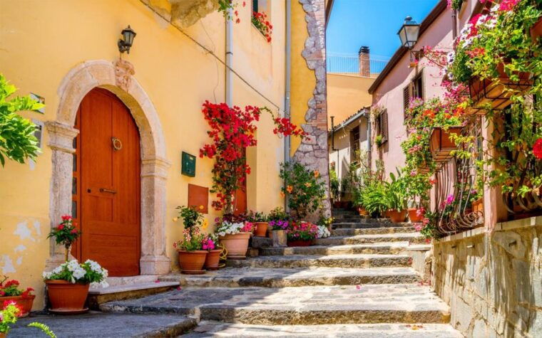 from-cefalu-day-trip-to-mount-etna-and-taormina