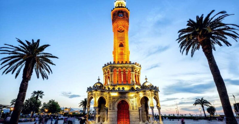 from-cesme-private-izmir-city-agora-tour-with-lunch