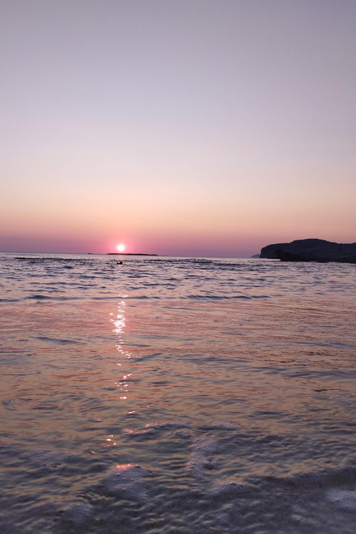 from-chania-falassarna-sunset-and-free-sunbeds