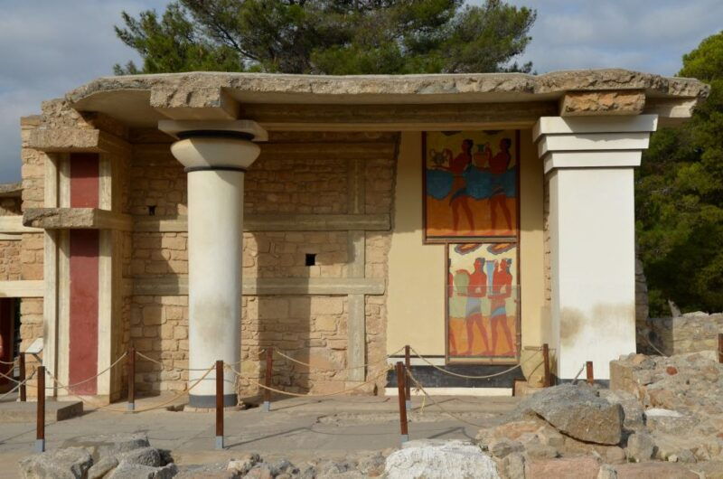 from-chania-knossos-palace-and-heraklion-full-day-tour