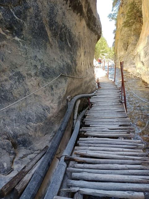 from-chania-samaria-gorge-hiking-tour