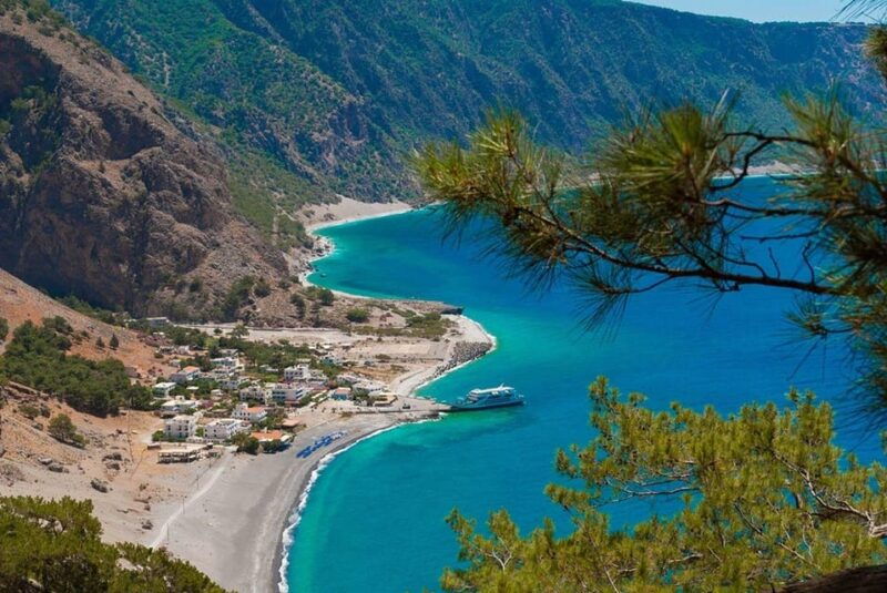 from-chania-samaria-gorge-with-professional-hiking-guide