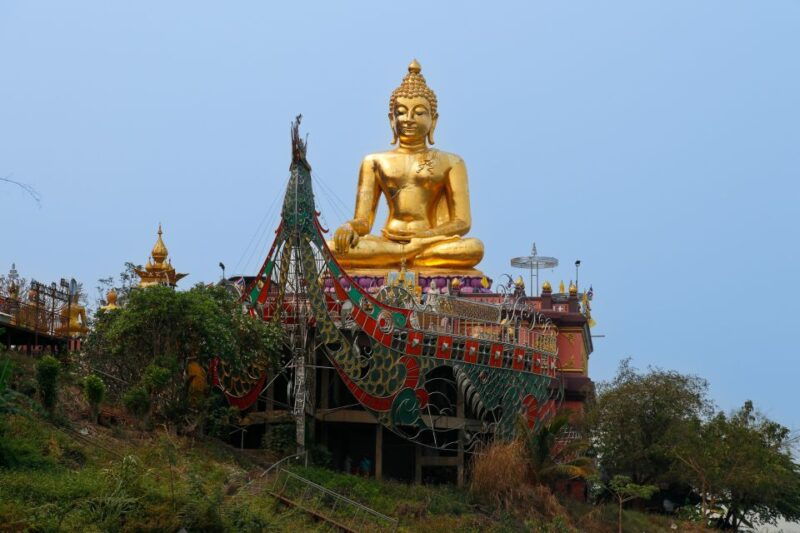from-chiang-mai-chiang-rai-2-temples-and-golden-triangle