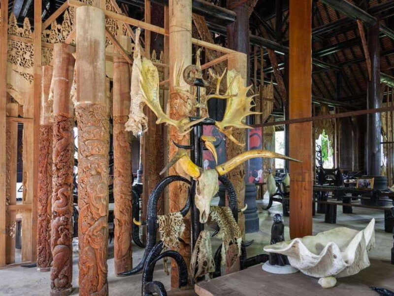 from-chiang-mai-chiang-rai-famous-temples-guided-tour