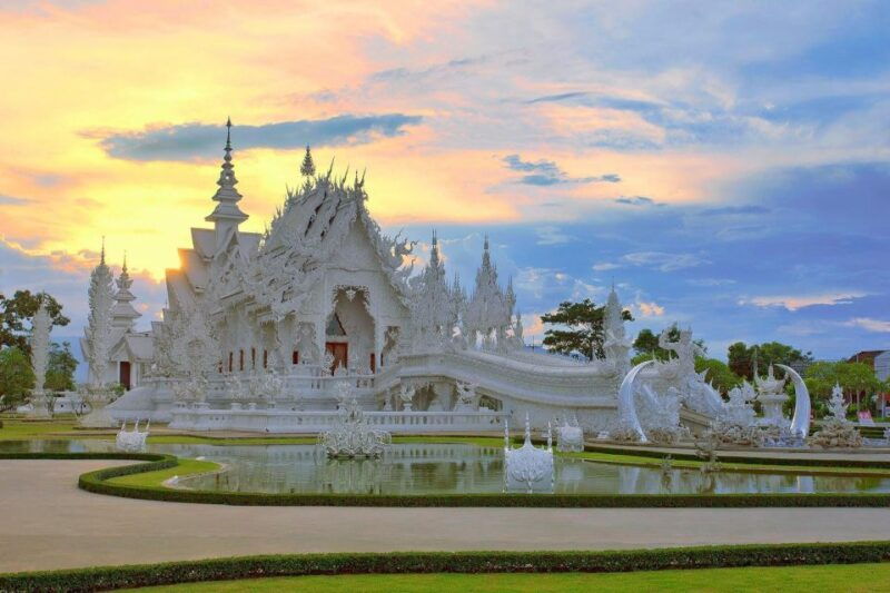 from-chiang-mai-chiang-rais-temples-exploration-day-trip