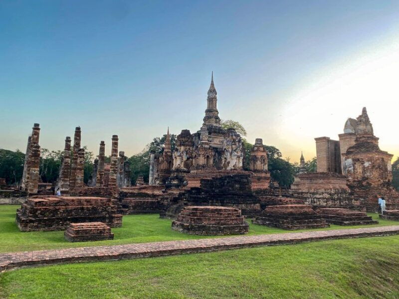 from-chiang-mai-customize-your-own-sukhothai-heritage-tour