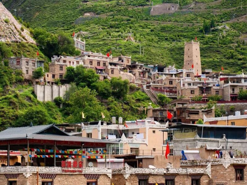 From Chongqing Winter 2-Day Bipenggou Snow Tour - Transportation and Group Dynamics