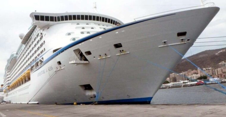 from-civitavecchia-private-day-trip-to-rome