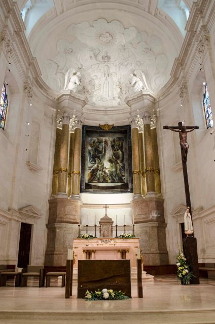 from-coimbra-fatima-nazare-batalha-private-tour