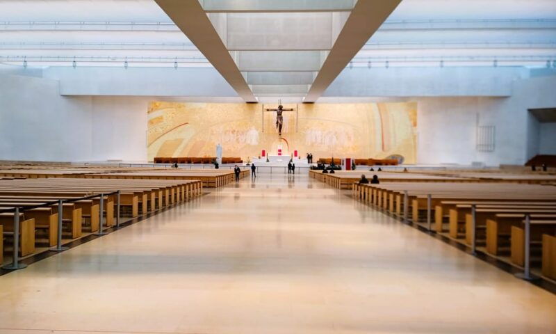from-coimbra-fatima-sanctuary-batalha-alcobaca-and-nazare
