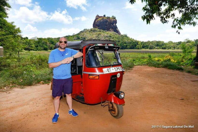 from-colombo-sigiriya-fortress-and-dambulla-cave-temple