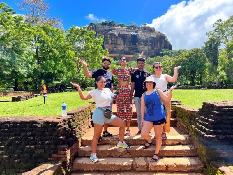 from-colombo-sigiriya-rock-dambulla-minneriya-4x4-safari
