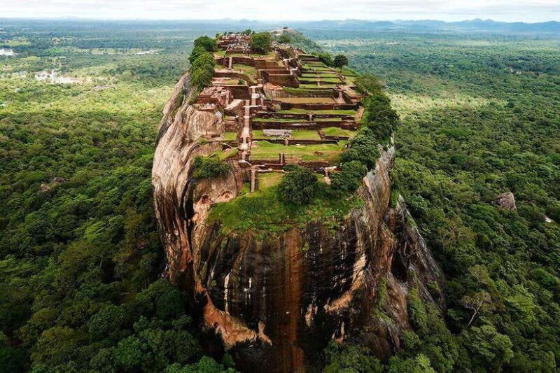 from-colombo-sigiriya-rock-fortress-and-dambulla-day-tour