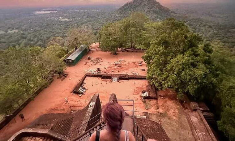 from-colombo-sigiriya-rock-sunrise-climb-with-dambulla