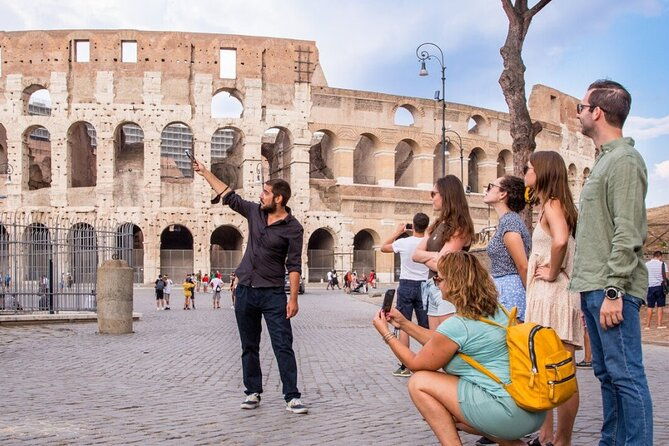 from-colosseum-gladiators-to-via-sacra-romes-historic-heart