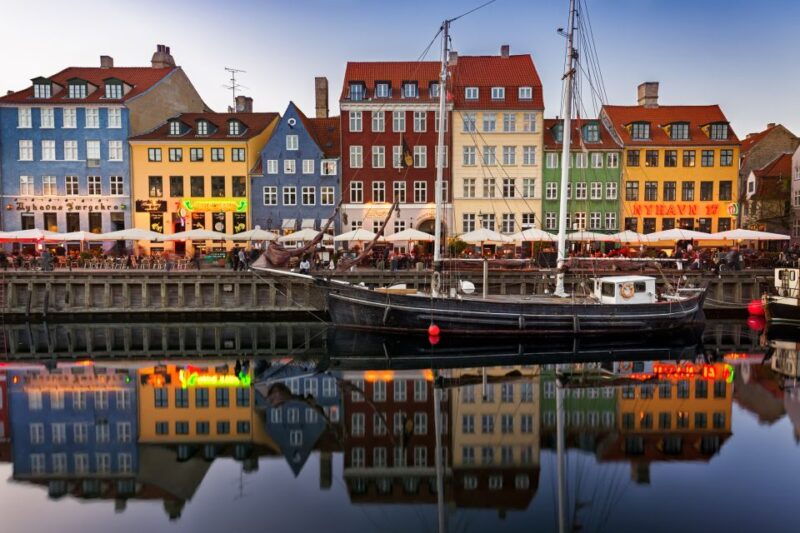 from-copenhagen-4-hour-private-hamlet-castle-tour