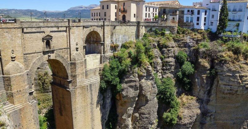 from-cordoba-private-tour-of-ronda-with-stop-in-setenil