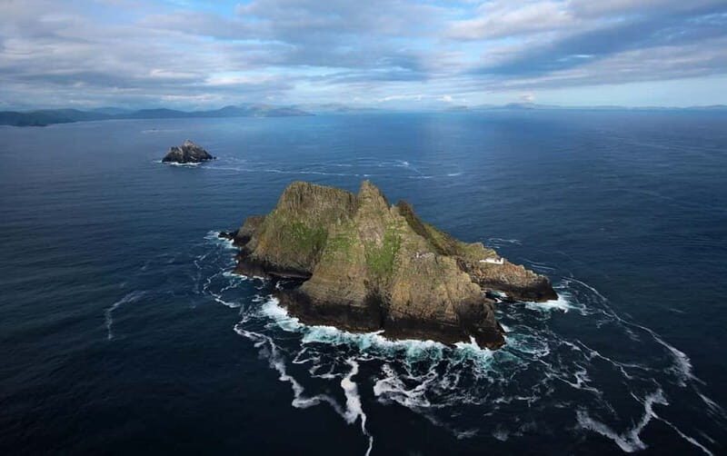 From Cork: Ring of Kerry & Killarney Guided Full Day Tour - Key Points