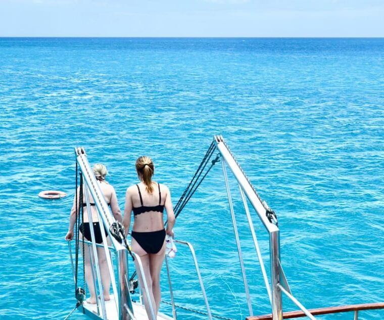 from-corralejo-lobos-island-boat-and-snorkel-activity