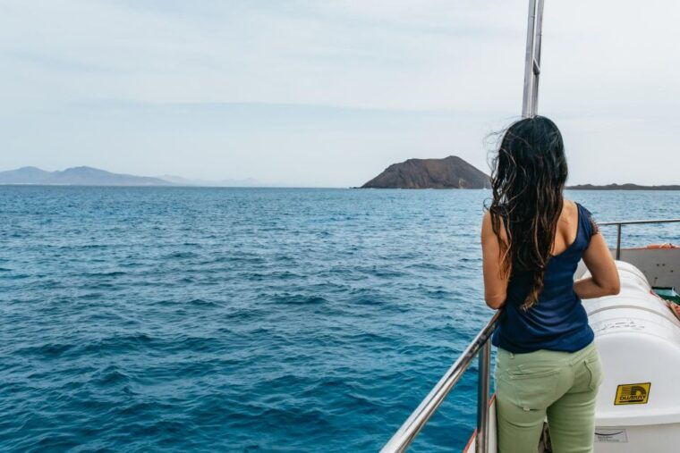 from-corralejo-round-trip-ferry-transfer-to-lobos-island