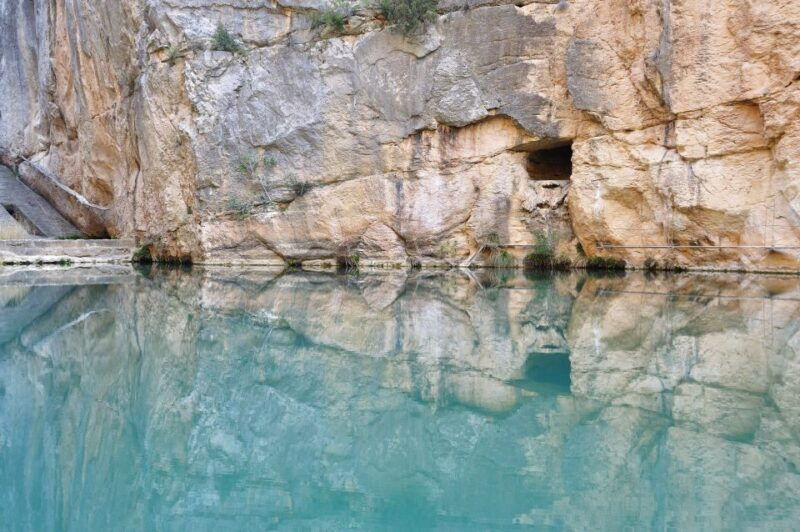 from-costa-blanca-chulilla-and-the-hanging-bridges-day-trip