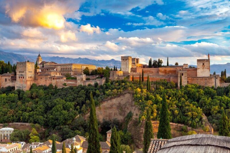 from-costa-del-sol-granada-alhambra-nasrid-palaces-tour